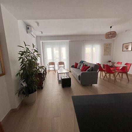 Precioso Apartamento Con Patio Granada Ngoại thất bức ảnh