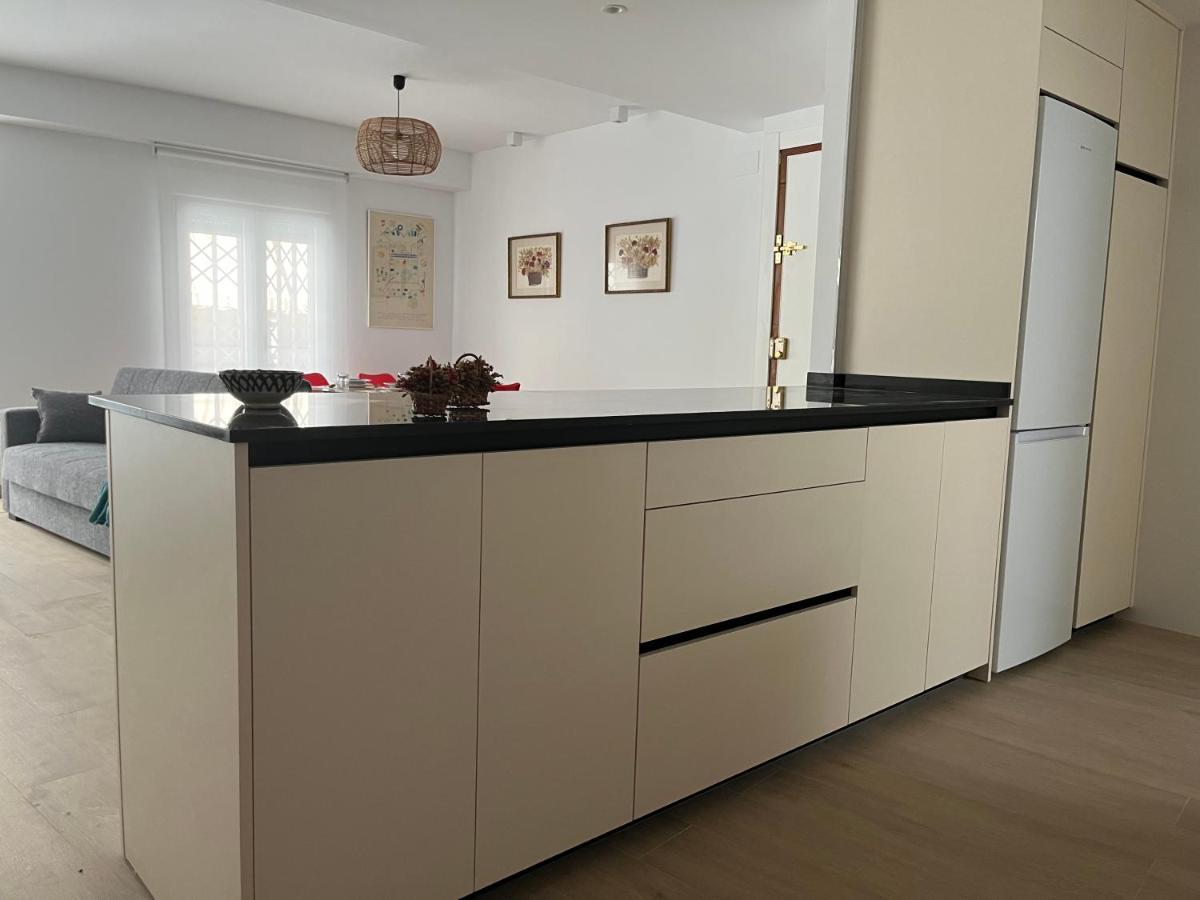 Precioso Apartamento Con Patio Granada Ngoại thất bức ảnh