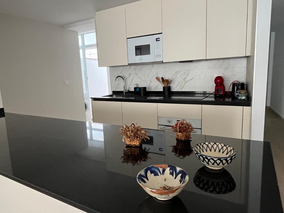 Precioso Apartamento Con Patio Granada Ngoại thất bức ảnh