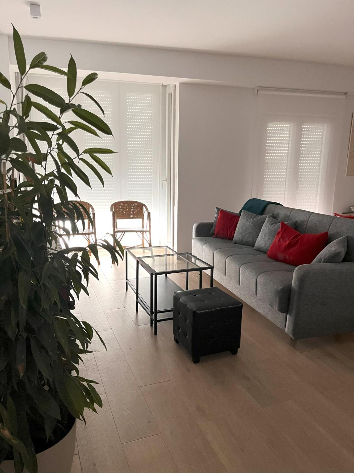 Precioso Apartamento Con Patio Granada Ngoại thất bức ảnh