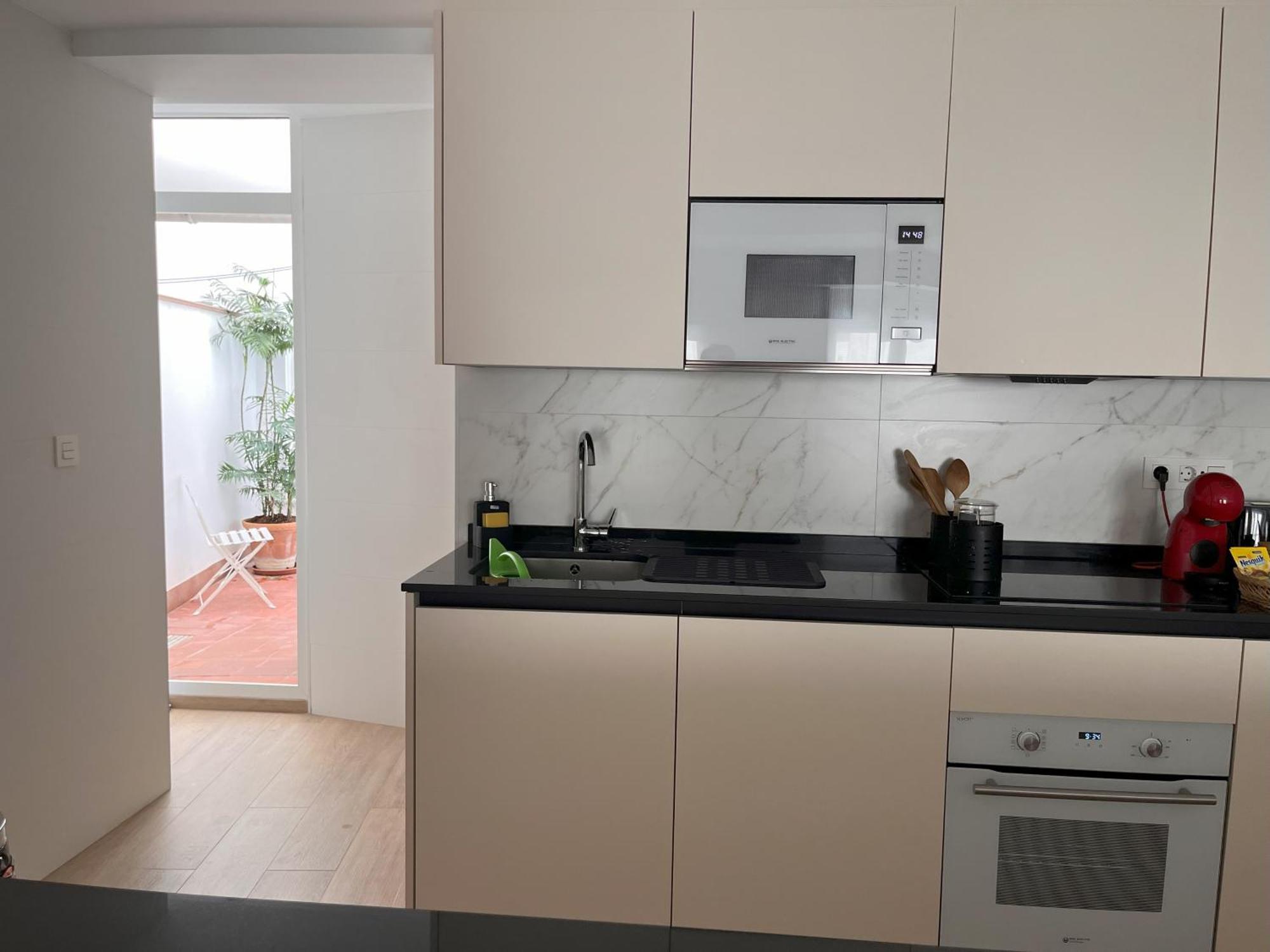 Precioso Apartamento Con Patio Granada Ngoại thất bức ảnh