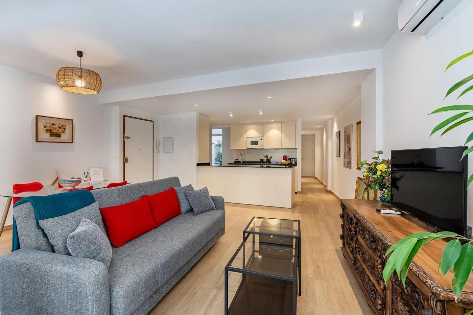 Precioso Apartamento Con Patio Granada Ngoại thất bức ảnh